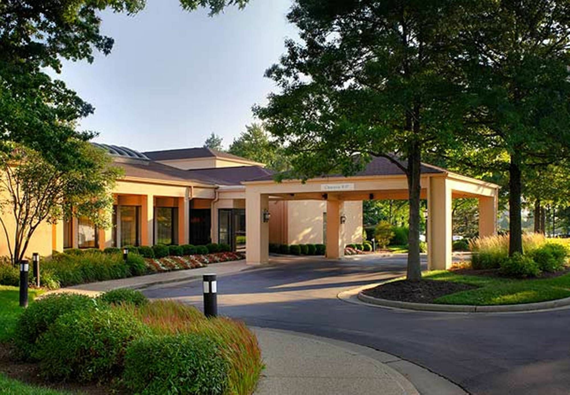 Courtyard Cincinnati Blue Ash Exterior foto